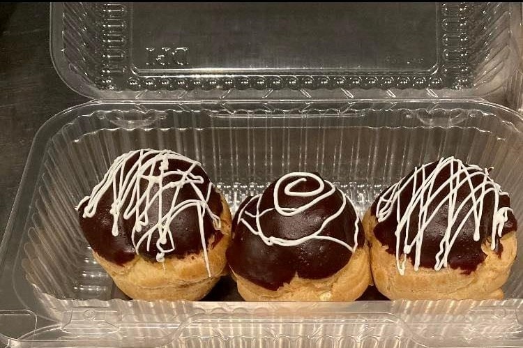 Creme Puffs